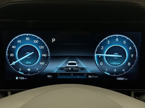 Used 2023 Hyundai Elantra SEL w/ Convenience Package FWD image 13