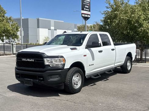Used 2022 RAM 2500 Tradesman RWD image 4