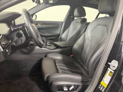 Used 2023 BMW 530i xDrive AWD/4WD image 18