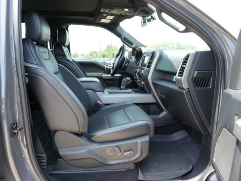 Used 2020 Ford F150 Raptor w/ Equipment Group 802A Luxury AWD/4WD image 26