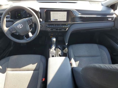 Used 2025 Toyota Camry LE FWD image 15