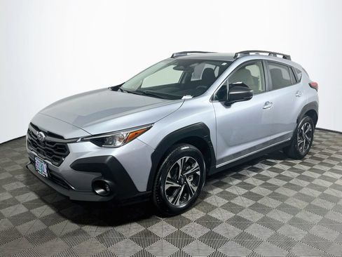 Used 2025 Subaru Crosstrek 2.5i Premium w/ Crosstrek Mirror Package AWD/4WD image 3