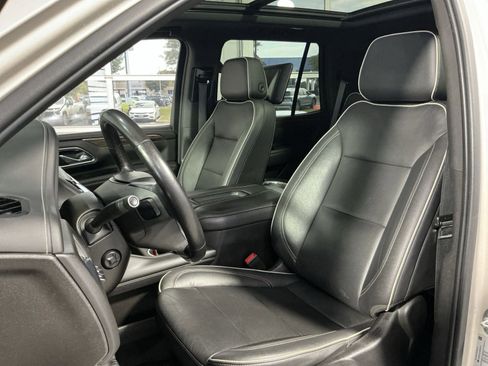 Used 2021 Chevrolet Tahoe Premier AWD/4WD image 14
