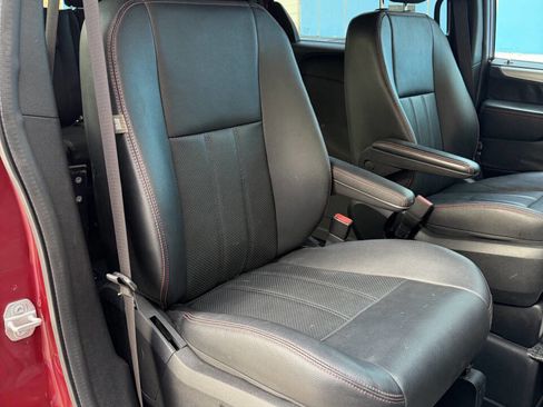 Used 2015 Dodge Grand Caravan R/T w/ Safety Sphere Group image 29