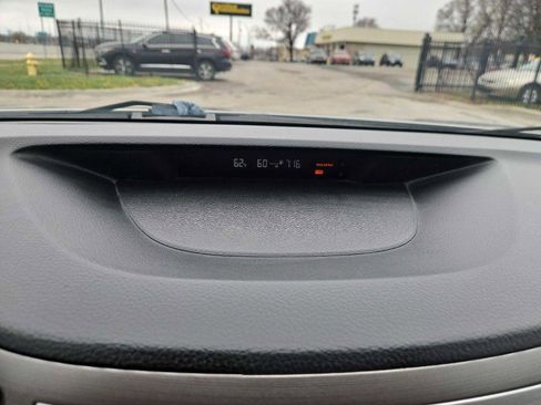 Used 2011 Subaru Outback 3.6R Limited w/ PWR Moonroof Pkg image 17