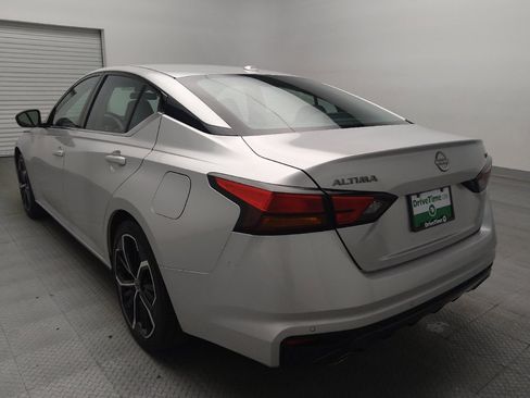 Used 2024 Nissan Altima 2.5 SR FWD image 5