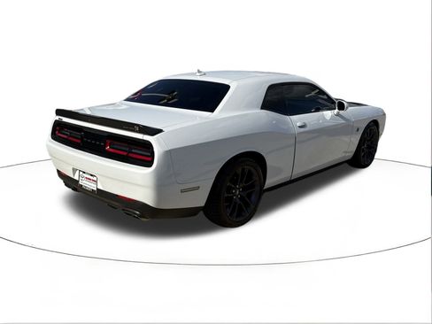 Used 2021 Dodge Challenger R/T Scat Pack w/ Plus Package image 3
