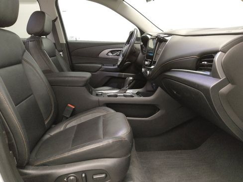 Used 2019 Chevrolet Traverse RS FWD image 21