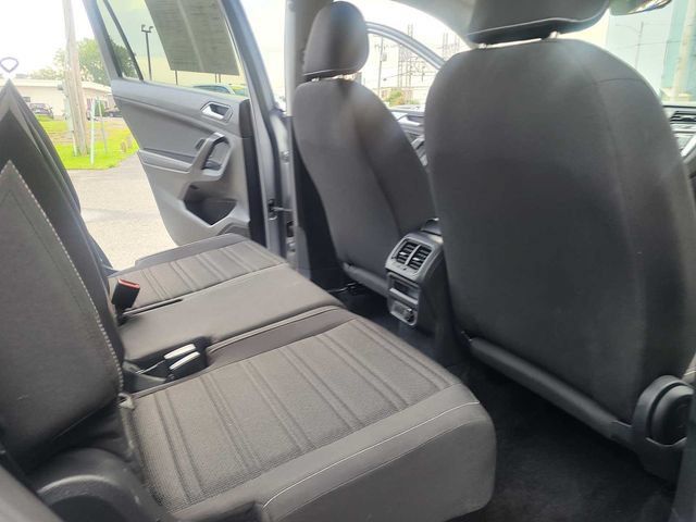 Used 2023 Volkswagen Tiguan S FWD image 23