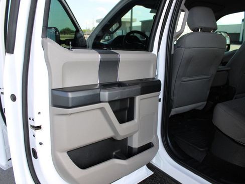 Used 2018 Ford F250 XLT AWD/4WD image 13