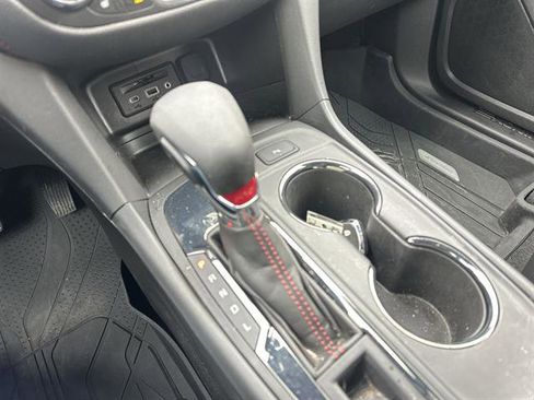 Used 2024 Chevrolet Equinox RS image 41