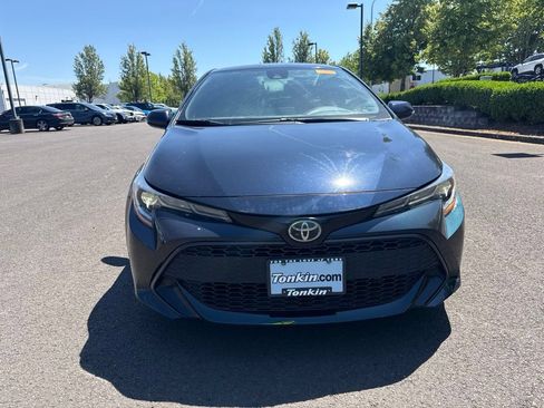 Used 2021 Toyota Corolla SE FWD image 2