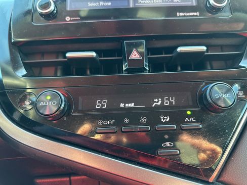 Used 2024 Toyota Camry LE image 29