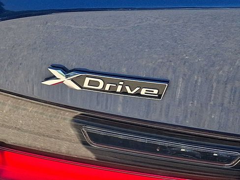 Used 2023 BMW 330i xDrive Sedan w/ Premium Package AWD/4WD image 28