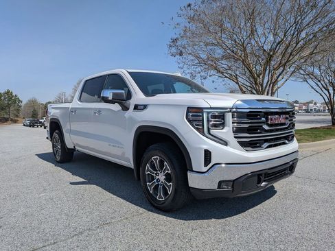 Used 2023 GMC Sierra 1500 SLT w/ Max Trailering Package image 2