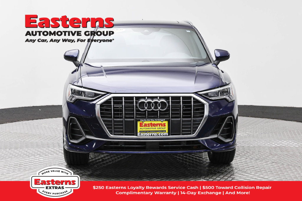 Used 2025 Audi Q3 2.0T Premium AWD/4WD image 3