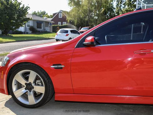 Used 2009 Pontiac G8 GT w/ Premium Package RWD image 2