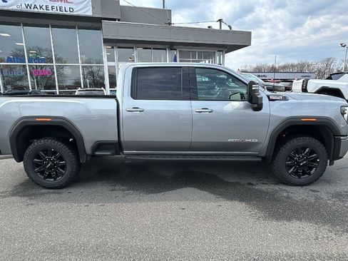 New 2026 GMC Sierra 2500 AT4 w/ AT4 Premium Plus Package image 8