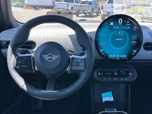 New 2026 MINI Cooper 4-Door Hardtop FWD image 17