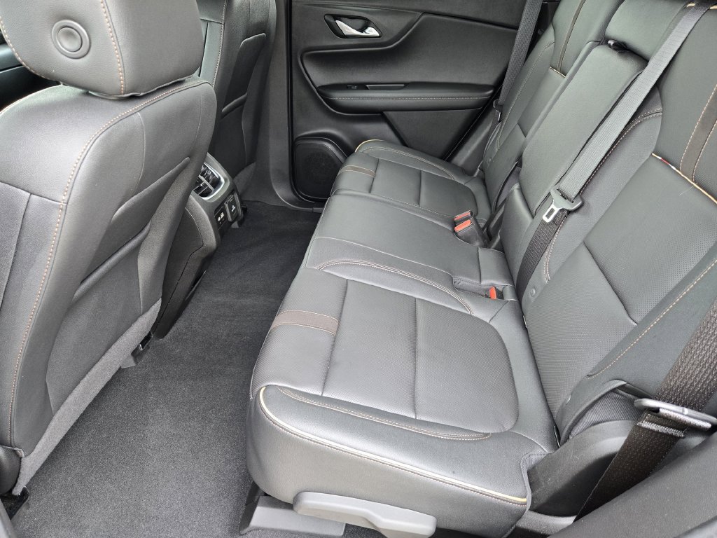 Used 2023 Chevrolet Blazer Premier AWD/4WD image 23