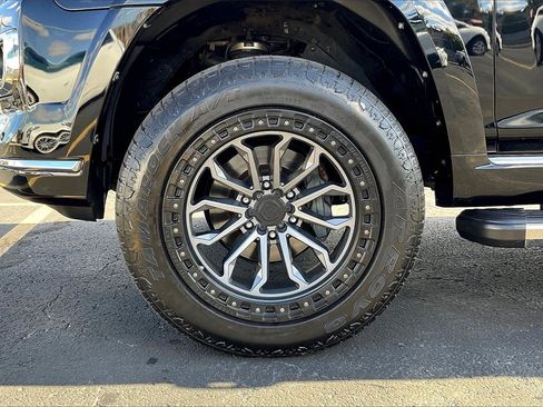 Used 2018 Toyota 4Runner Limited image 8