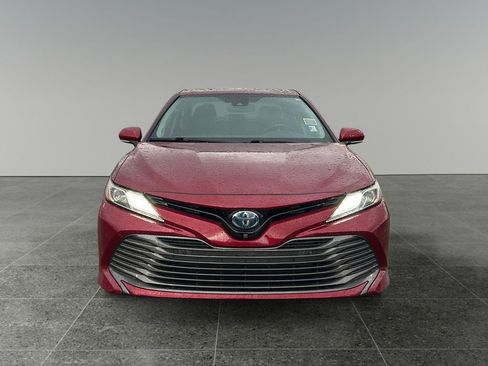 Used 2020 Toyota Camry XLE w/ Driver Assist Package image 2