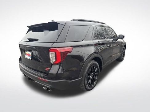 Used 2020 Ford Explorer ST w/ Premium Technology Package image 5