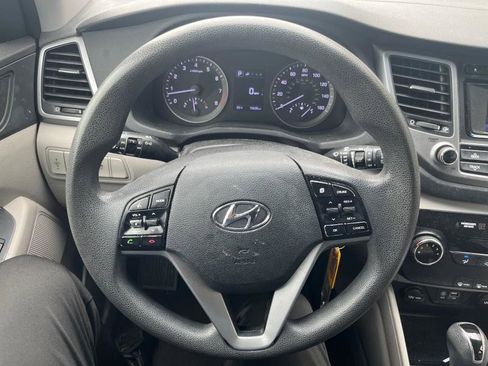 Used 2017 Hyundai Tucson SE image 20