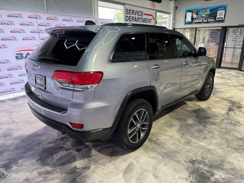 Used 2017 Jeep Grand Cherokee Limited w/ Luxury Group II AWD/4WD image 6
