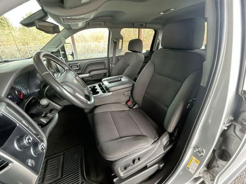 Used 2018 Chevrolet Silverado 1500 LT w/ LT Eassist Package image 18