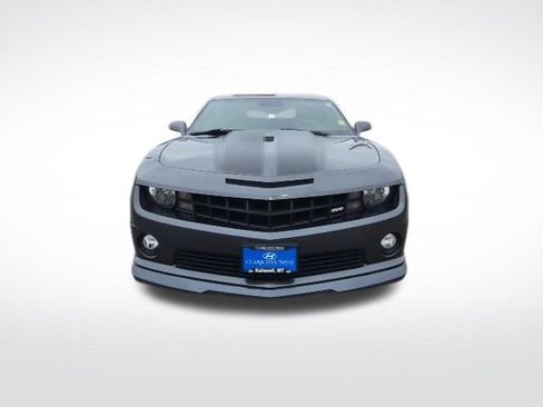 Used 2010 Chevrolet Camaro SS w/ LPO, Ground Effects Package image 2
