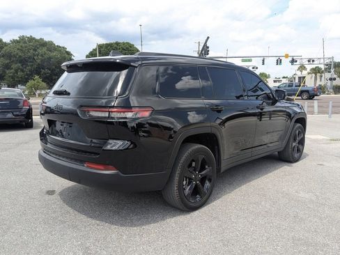 Used 2025 Jeep Grand Cherokee L Limited w/ Luxury Tech Group II RWD image 4