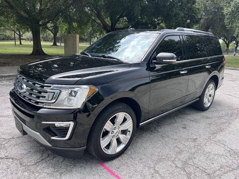 Used 2020 Ford Expedition Limited RWD image 2