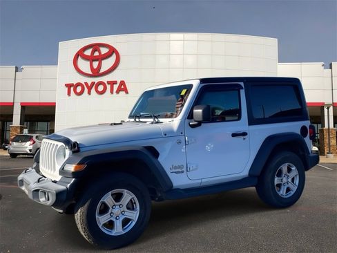 Used 2019 Jeep Wrangler Sport image 1