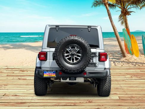 Used 2024 Jeep Wrangler Unlimited Rubicon 392 image 5