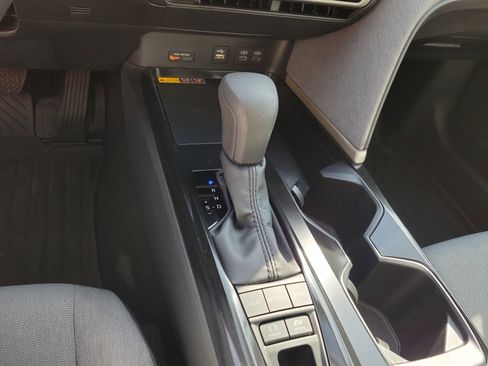Used 2026 Toyota Camry LE w/ Convenience Package FWD image 24