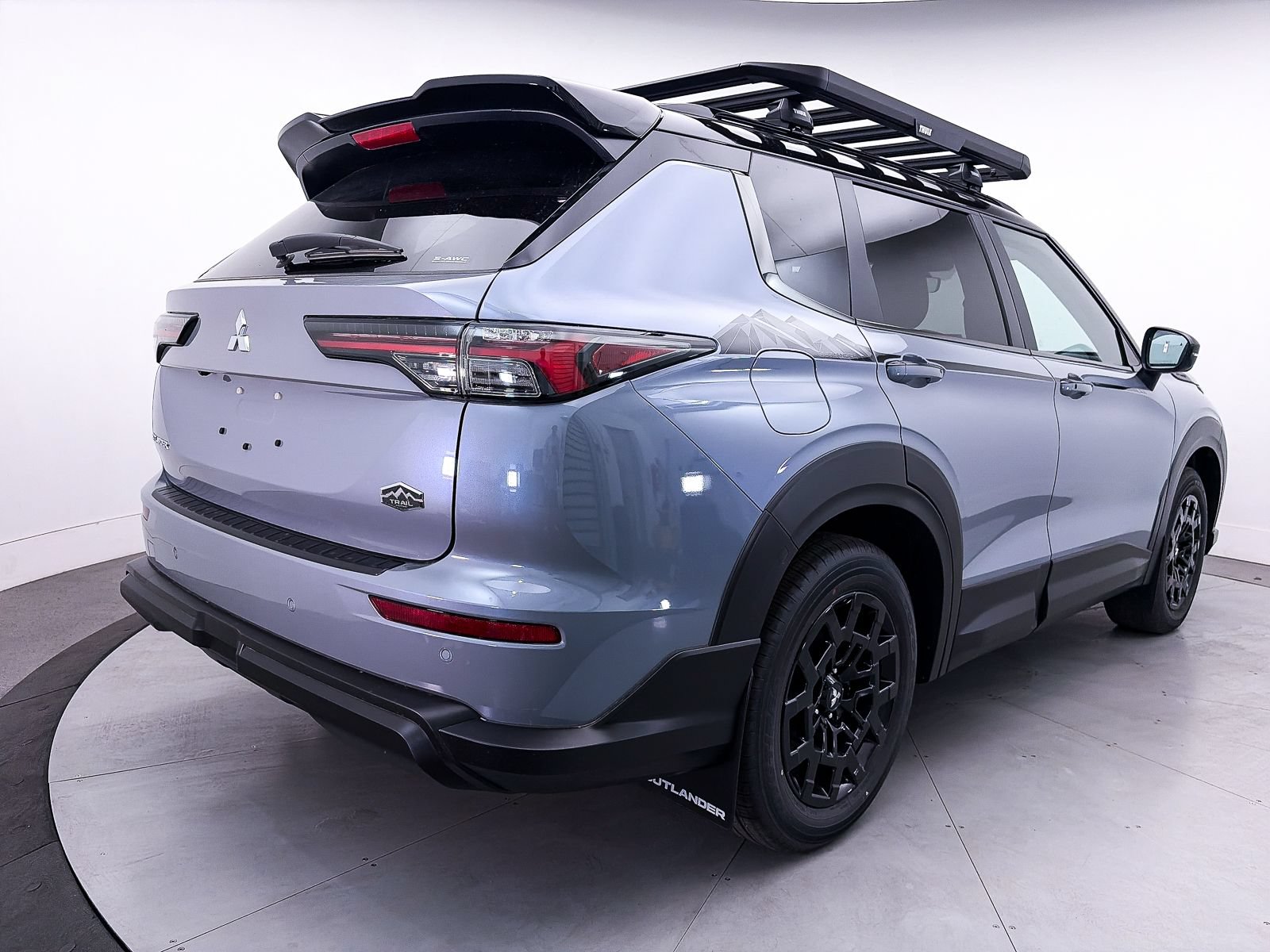 Used 2026 Mitsubishi Outlander AWD image 6