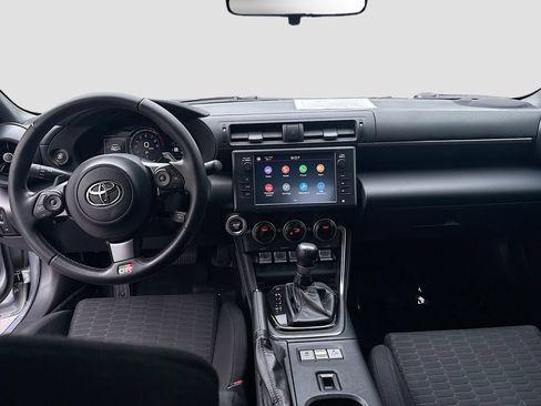 Used 2023 Toyota GR86 RWD image 20