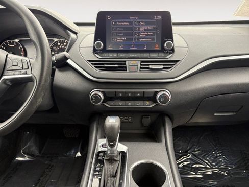 Used 2022 Nissan Altima 2.5 SV image 8