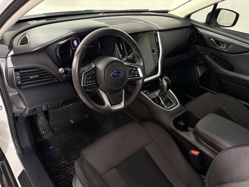 Used 2025 Subaru Outback Premium w/ Popular Package #1A AWD/4WD image 16