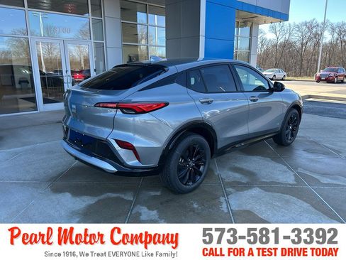 New 2026 Buick Envista Sport Touring image 4