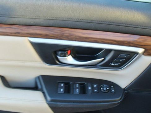Used 2021 Honda CR-V Touring image 15