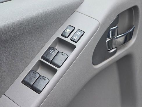 Used 2014 Nissan Frontier SV w/ SV Value Truck Package image 25