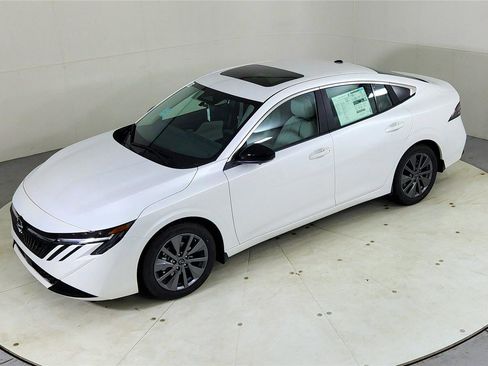 New 2026 Nissan Sentra SL w/ Floor Mat Package image 15