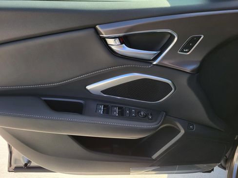 New 2026 Acura RDX SH-AWD image 15