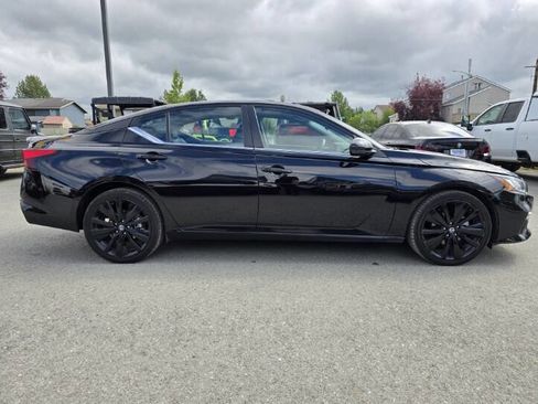 Used 2022 Nissan Altima 2.5 SR w/ Midnight Edition Package image 14