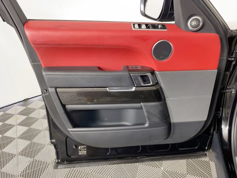 Certified 2022 Land Rover Range Rover Sport SVR image 21
