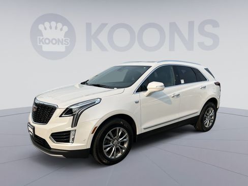 Used 2023 Cadillac XT5 Premium Luxury w/ Technology Package AWD/4WD image 1