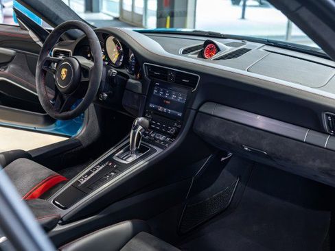 Used 2018 Porsche 911 GT3 RWD image 30