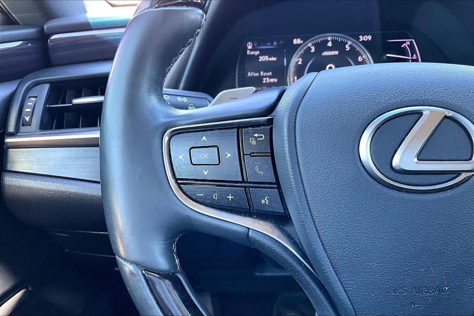 Used 2020 Lexus ES 350 w/ Premium Package FWD image 24